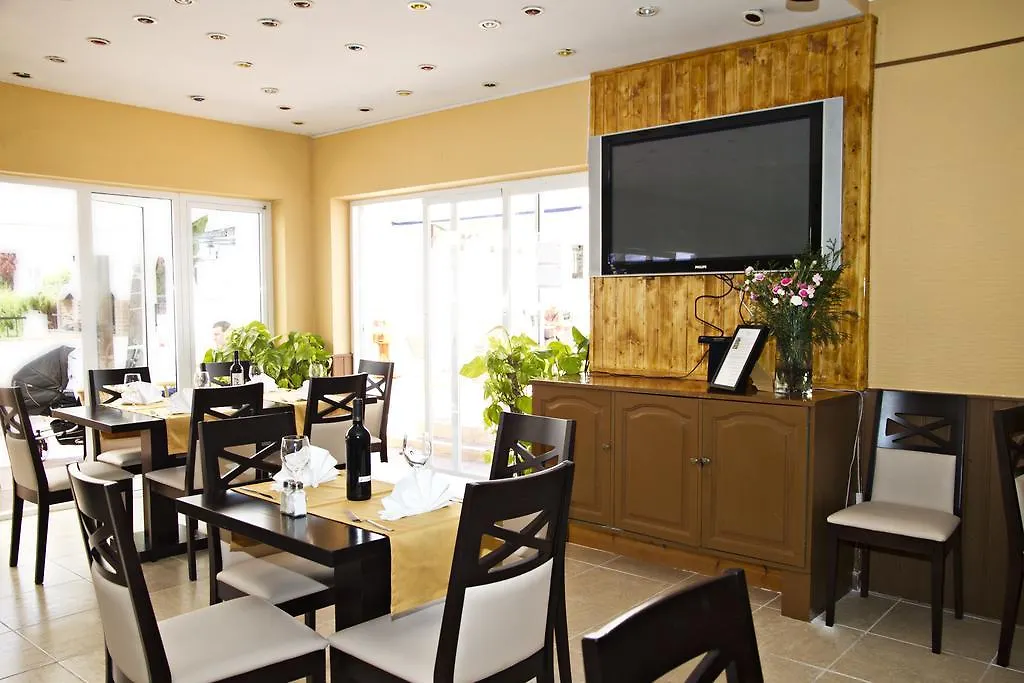 Evita Estates Hotel Benalmádena 0*,